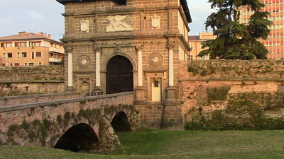 porta Savonarola ponte